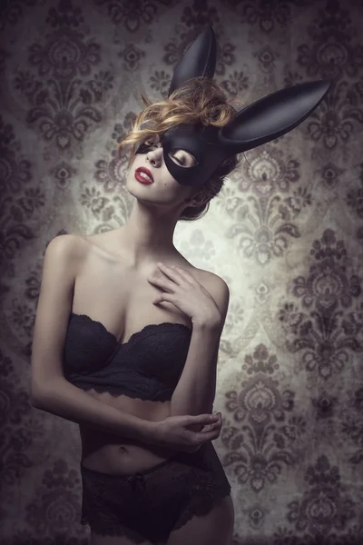 Stunning girl with dark easter style — Stock Photo, Image