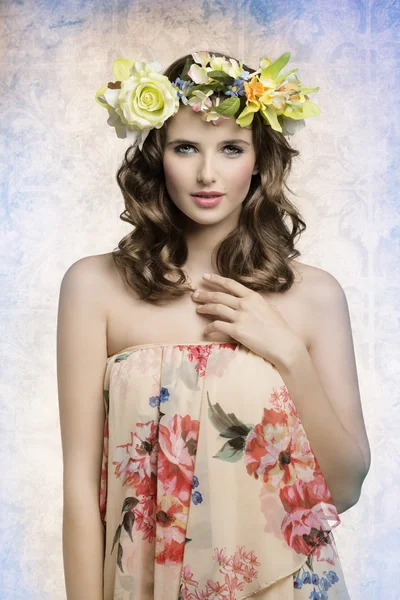 Woman with spring style — Stock Photo, Image