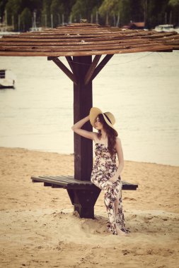 Yaz kız eski stil rengini