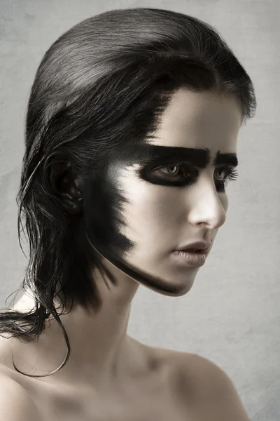 Mujer de belleza con maquillaje pintado — Foto de Stock