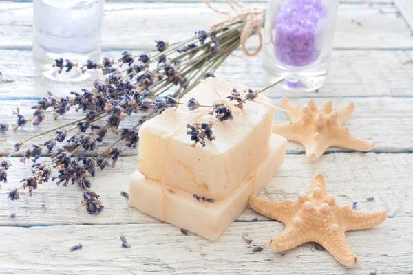 Spa set with lavender, handmade soap, sea salt and seastars — стоковое фото