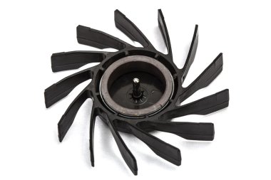 Beyaz arka plan üzerinde izole fan, pervaneleri