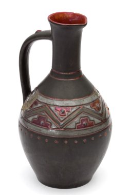 Beyaz arka plan üzerinde izole eski sürahi