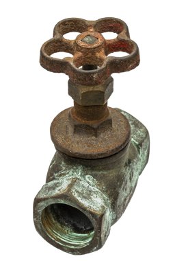 Beyaz arka plan üzerinde izole eski su musluk