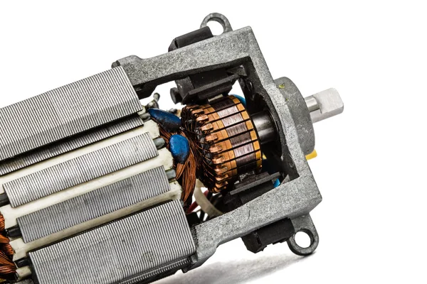 Parte do pequeno motor elétrico, close-up, isolado em backgr branco — Fotografia de Stock