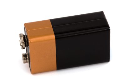 Beyaz arka plan üzerinde izole bir kare pil