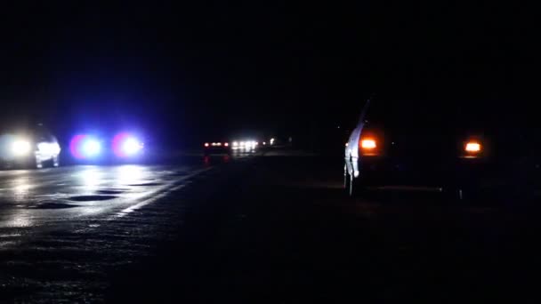 야간 고속도로 중지 — 비디오