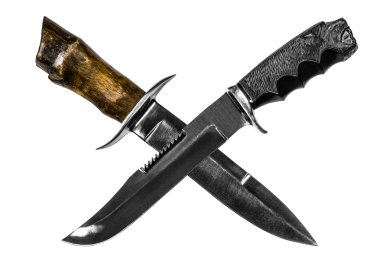 Beyaz arka planda izole edilmiş av bıçakları