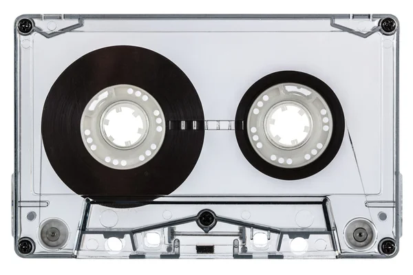 Крупним планом старовинна аудіокасета, ізольована на білому фоні — стокове фото
