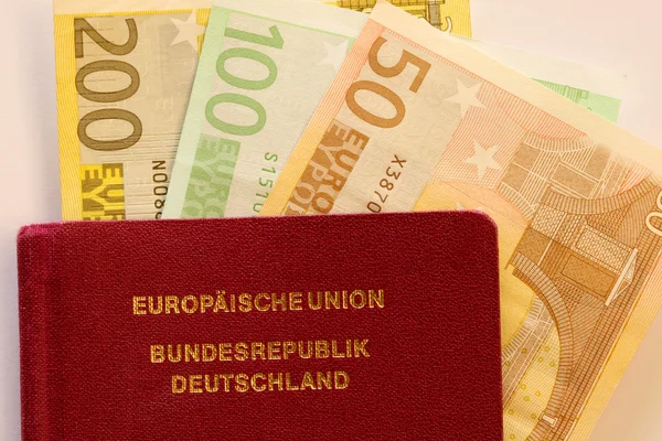 Money and Passport — Stock Photo, Image