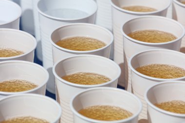 Çok sayıda su bardağı