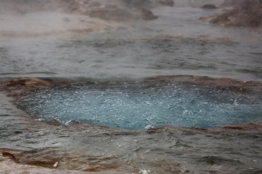 Patlayan Strokkur Şofben
