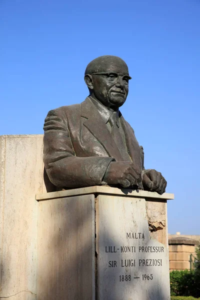 Valletta Malta Sierpnia 2019 Statua Sir Luigiego Preziosi Valletcie Malta — Zdjęcie stockowe