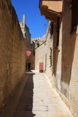 Mdina, Malta - 16 Ağustos 2019: Malta 'daki antik Mdina kasabası. Malta Adaları
