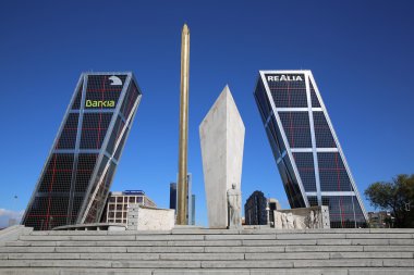 Puerta de Europa