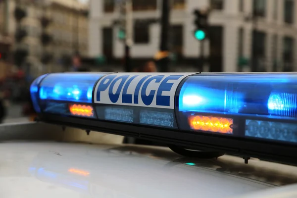 Polis