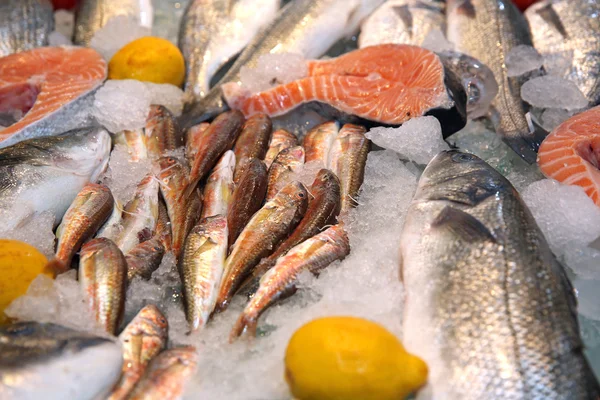 鱼类市场 — 图库照片