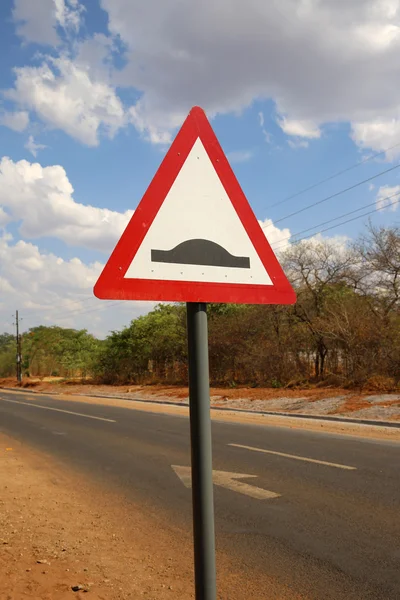 Afrikanisches Verkehrszeichen — Stockfoto