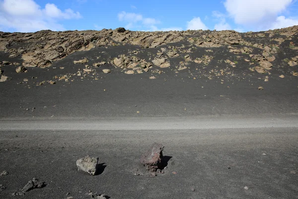 Camino de grava en Islandia — Foto de Stock