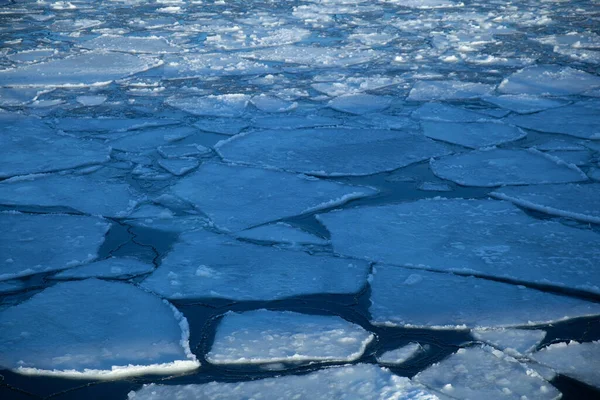 Broken Ice Baltic Sea Rechtenvrije Stockafbeeldingen