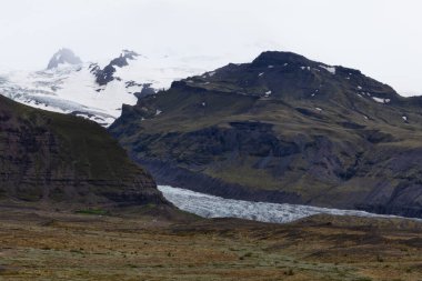 Vatnajokull, İzlanda 'nın en büyük ve en şehvetli buz örtüsüdür.