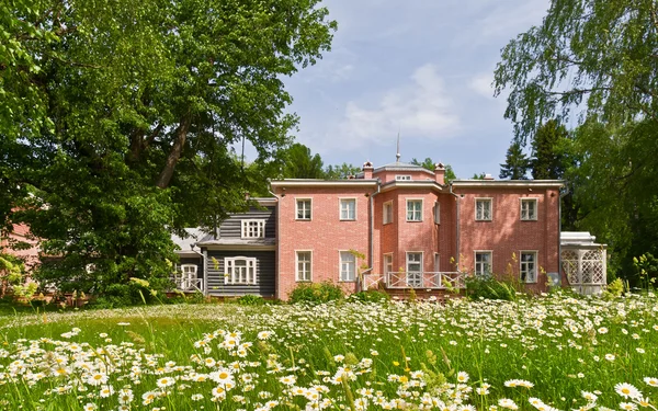 Memorial estate "Manor Muranovo". Moscow region, Russia — Stock Photo, Image