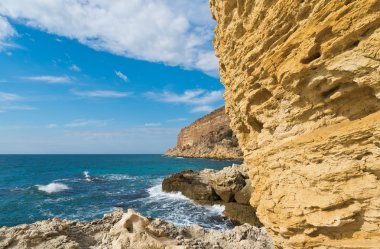 Kayalık sahil, Karadeniz Kırım '