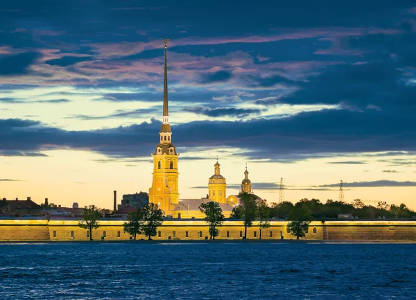 Las Noches Blancas en San Petersburgo —  Fotos de Stock