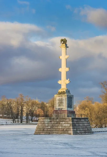 Kolumnen Chesme. Pusjkin nära Sankt-Petersburg, Ryssland — Stockfoto
