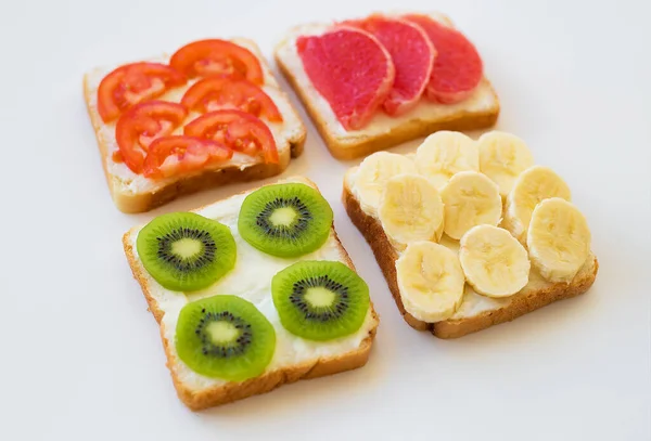 Bright Mix Sandwiches Breakfast Fruit Vegetables — Foto de Stock