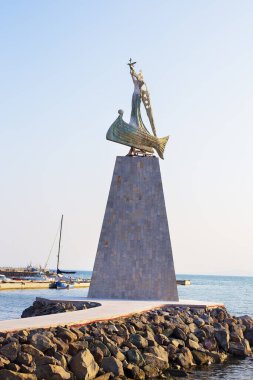 Bulgaristan - sokaklar ve kıyılar deniz dışı. Yaz, güneş, deniz.