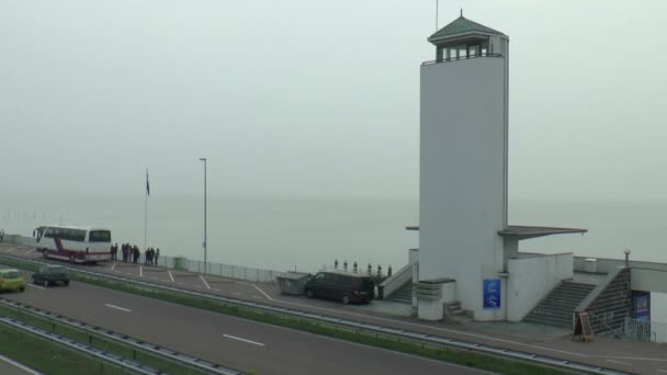 Afsluitdijk συνδέει ολλανδικές επαρχίες Friesland και την Ολλανδία Noord — Αρχείο Βίντεο