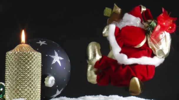 Vela ardiente y navidad — Vídeos de Stock