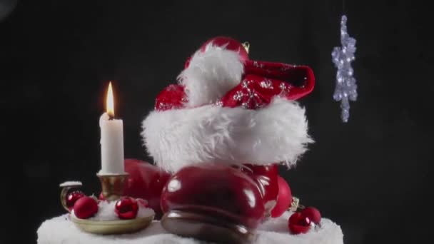 Chapeau de Père Noël sur bottes rouges — Video