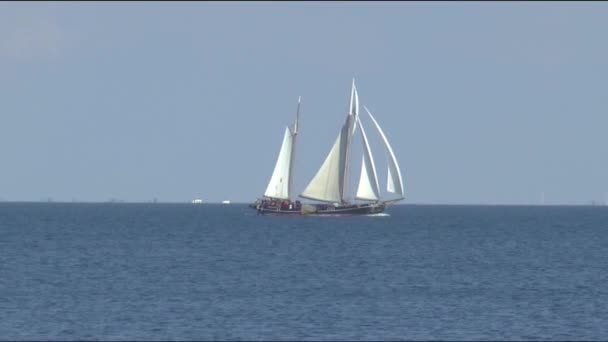 Voilier sur le Markermeer 