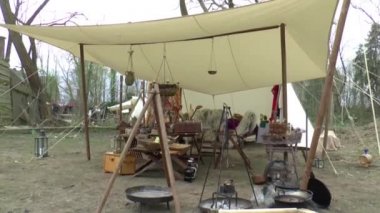 Adil bir ortaçağ tarzı