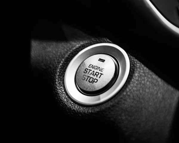 Engine start button — Stock Photo, Image