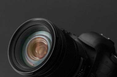 dijital fotoğraf makinesi
