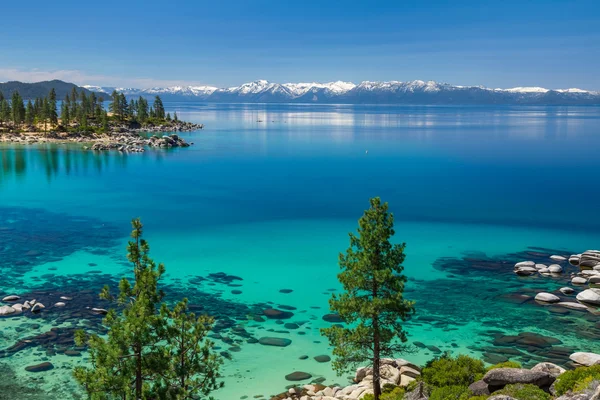 Jezioro tahoe — Zdjęcie stockowe