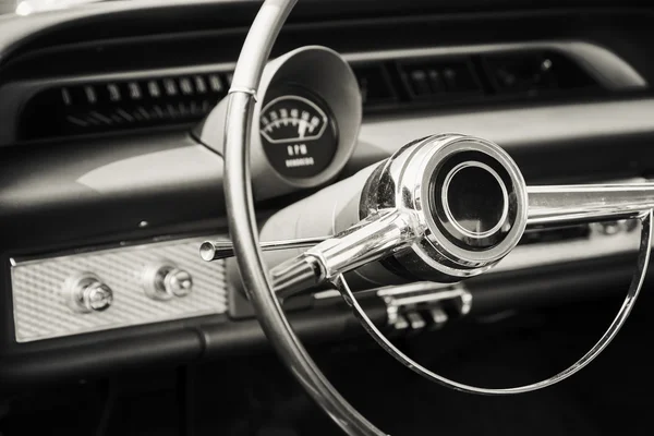 Intérieur de voiture classique — Photo