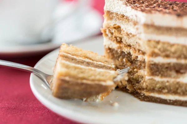 Pastel de tiramisú primer plano —  Fotos de Stock