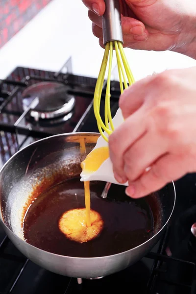 Ingredienti per la preparazione di salumi al cioccolato — Foto Stock