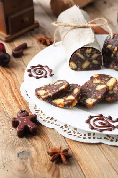 Salsiccia al cioccolato con decorazioni — Foto Stock