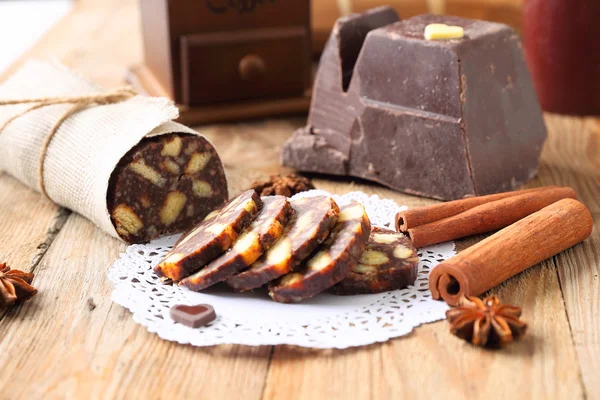 Salsiccia al cioccolato con decorazioni — Foto Stock