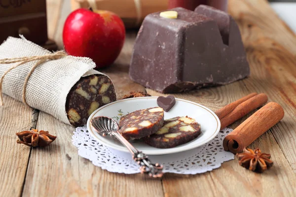 Salsiccia al cioccolato con decorazioni — Foto Stock