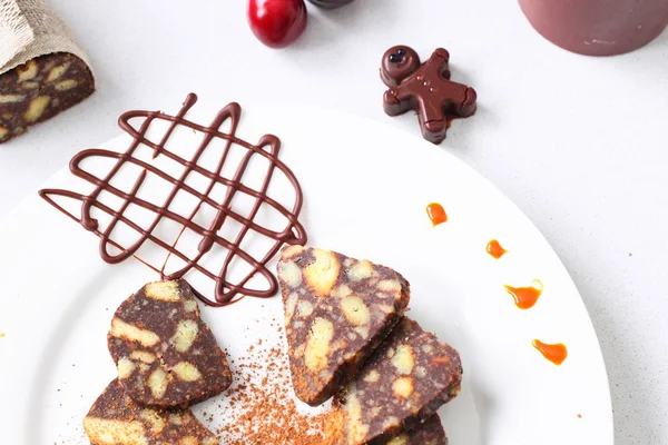 Salsiccia al cioccolato con decorazioni — Foto Stock