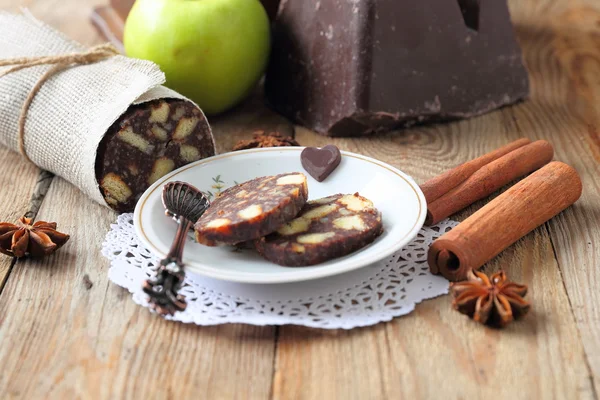 Salsiccia al cioccolato con decorazioni — Foto Stock