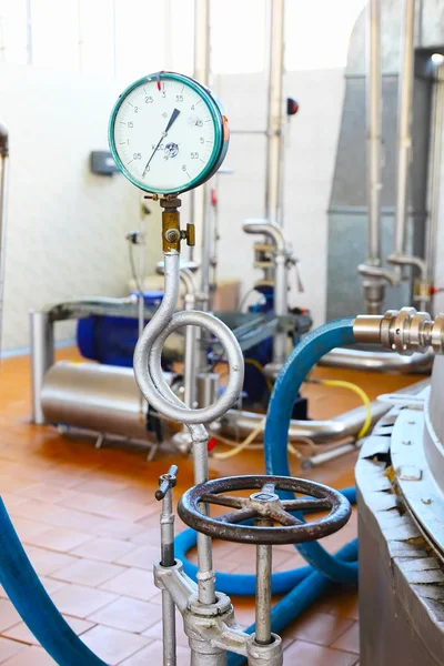 Pressure gauge indicator in beer factory — Stock Photo, Image