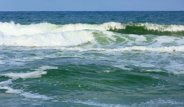 Havet surfa vågor. — Stockfoto
