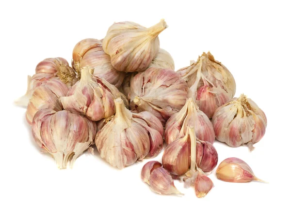 Garlics na białym tle na biały (z cieni). — Zdjęcie stockowe